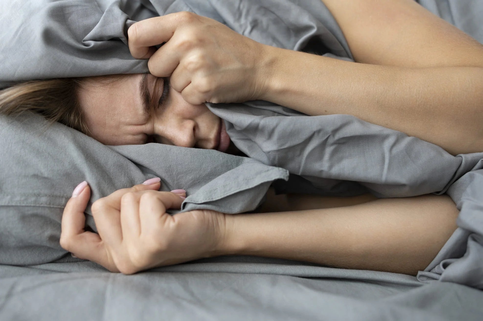 How to Stop Waking Up in the Middle of the Night (And Stay Asleep)